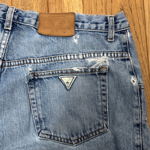 Vintage GUESS Men's Distressed Light Blue Denim Jeans - Picture 1 of 7